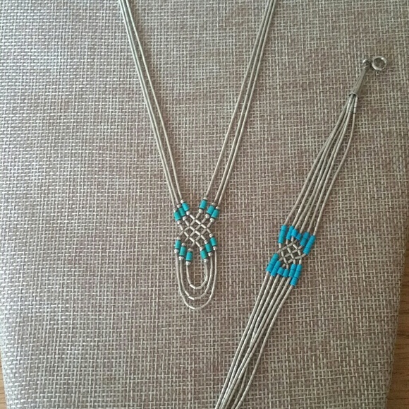 Vintage Sterling Liquid Silver/Turquoise Neckl - Picture 1 of 3